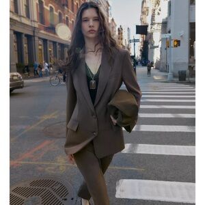 ZARA BLAZER WITH BACK VENT